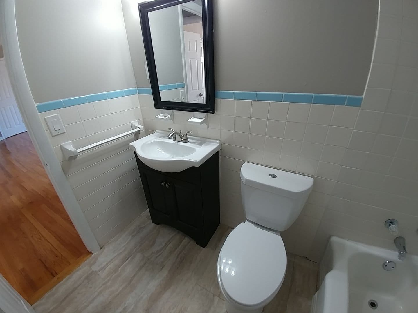 Temple Apartment: 412 Euclid Ave