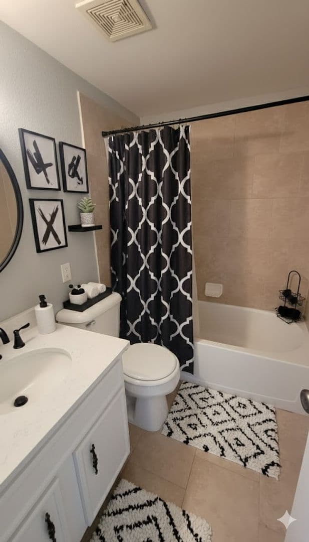 Wichita Apartment: 734 N. Ridge Rd.
