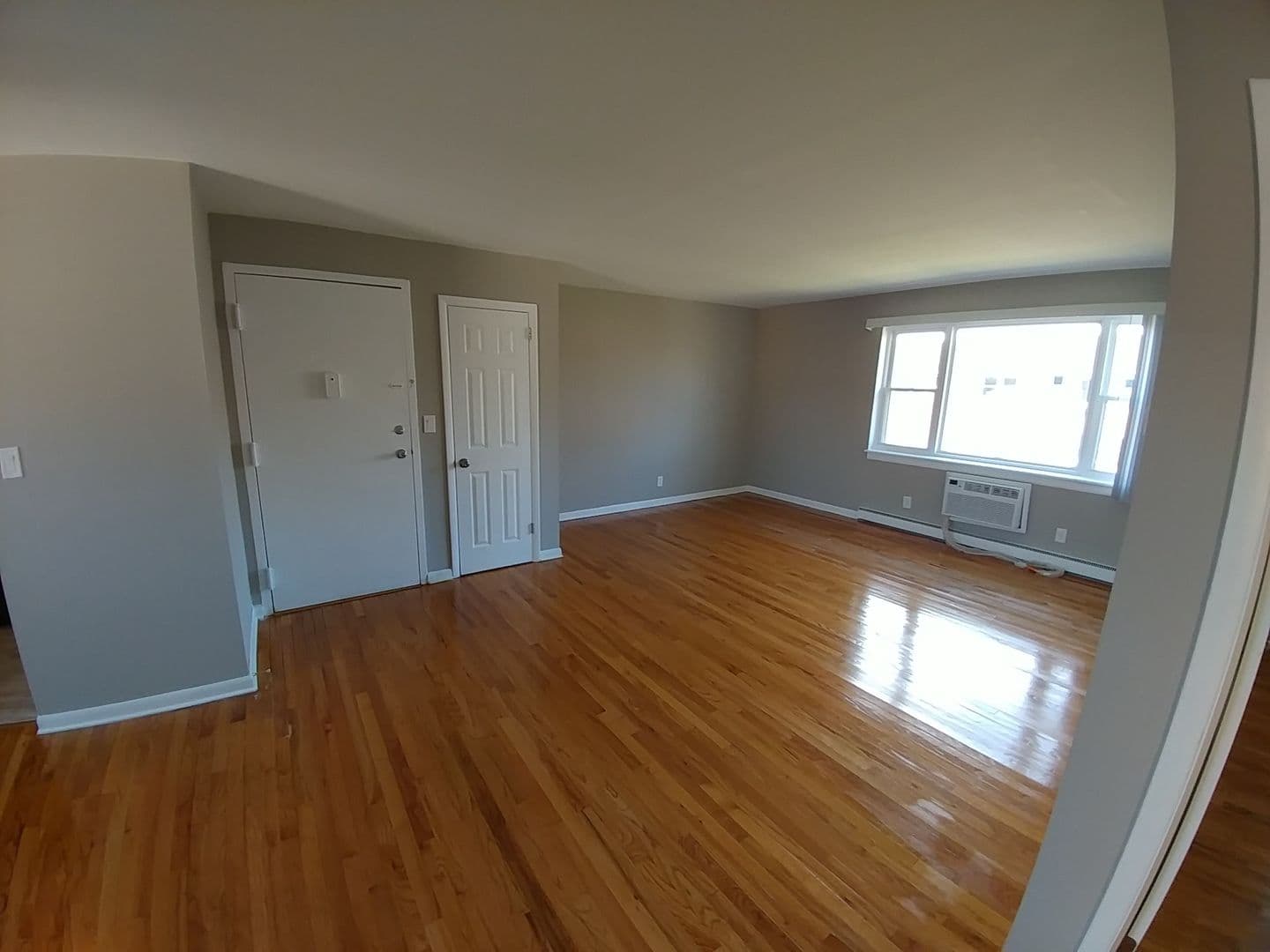 Temple Apartment: 412 Euclid Ave