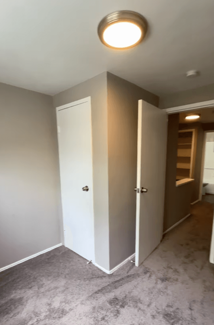 Pittsburgh Apartment: 1526 Parkline Drive
