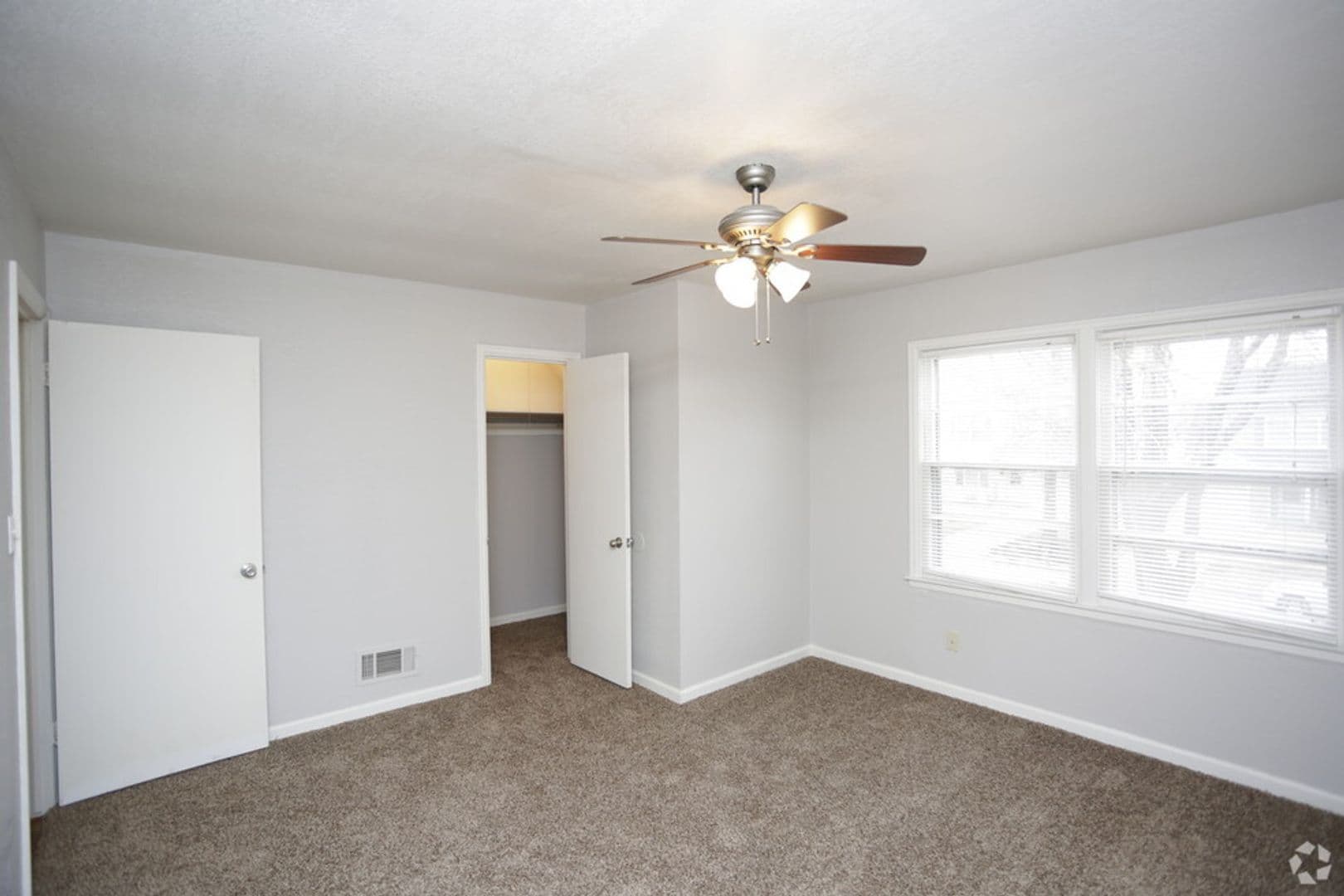 Wichita Townhome: 5523 Plaza Lane