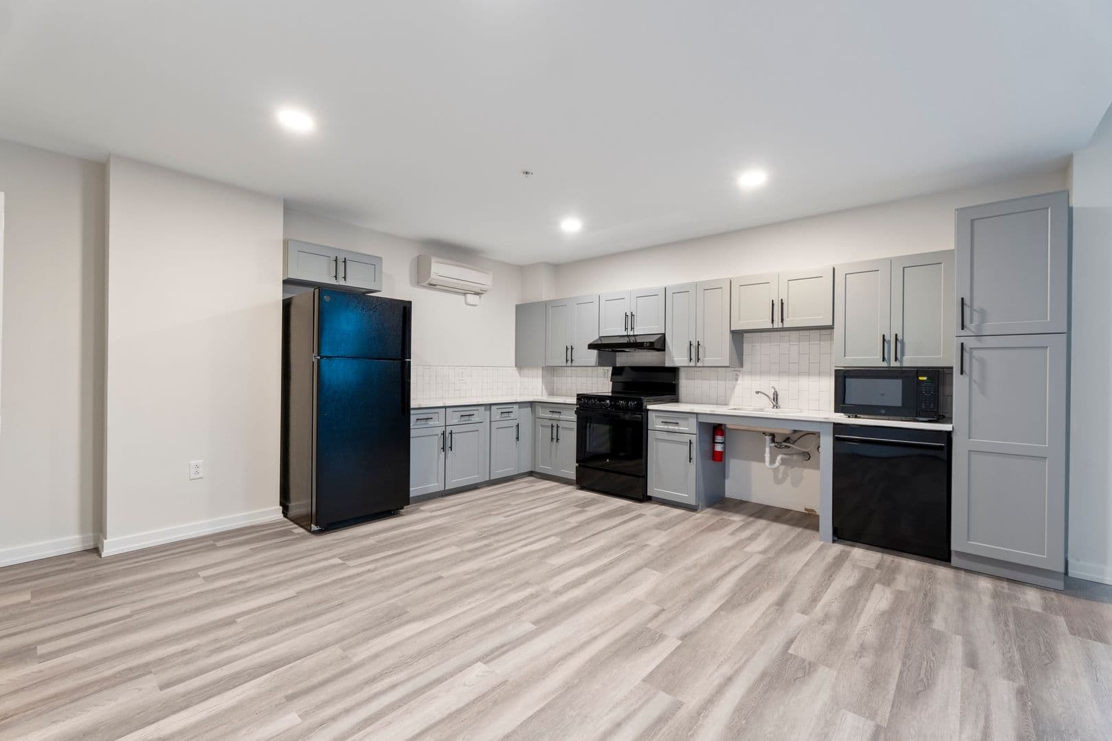 Hazleton Apartment: 145 West Broad Street