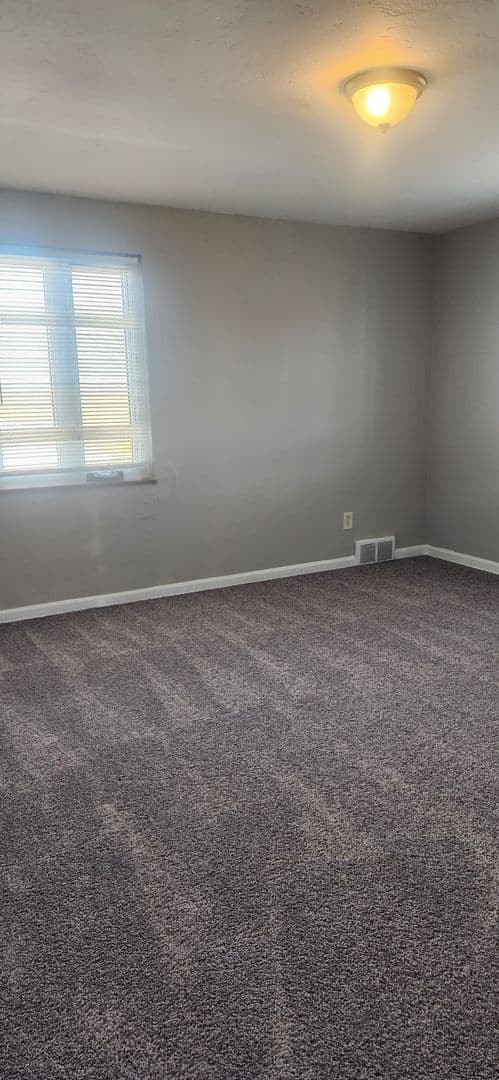 Pittsburgh Apartment: 1661 Skyline Dr