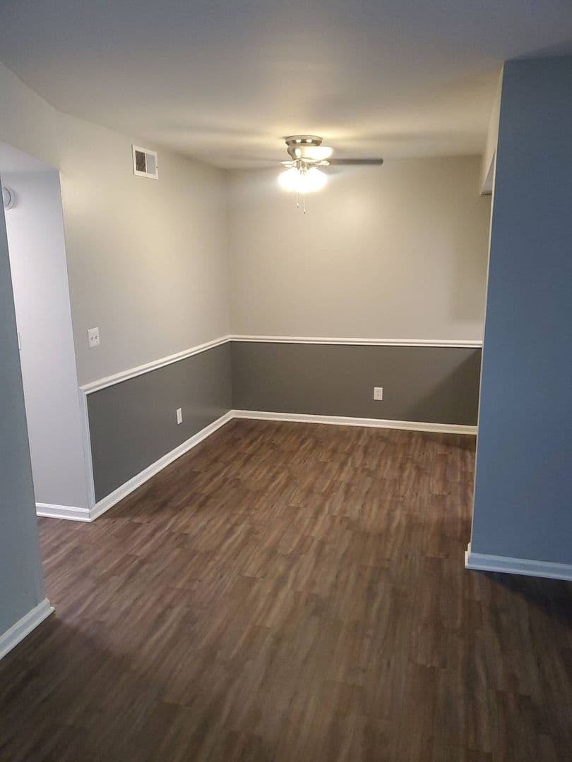 Wichita Apartment: 7826 E. Douglas Ave.
