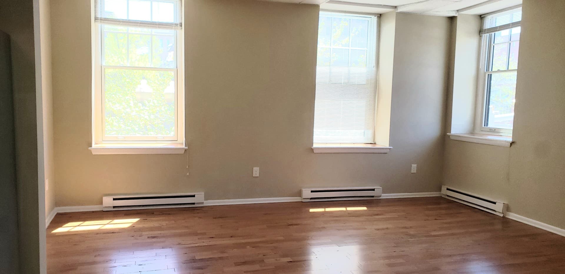 Easton Apartment: 5 N 3rd Street
