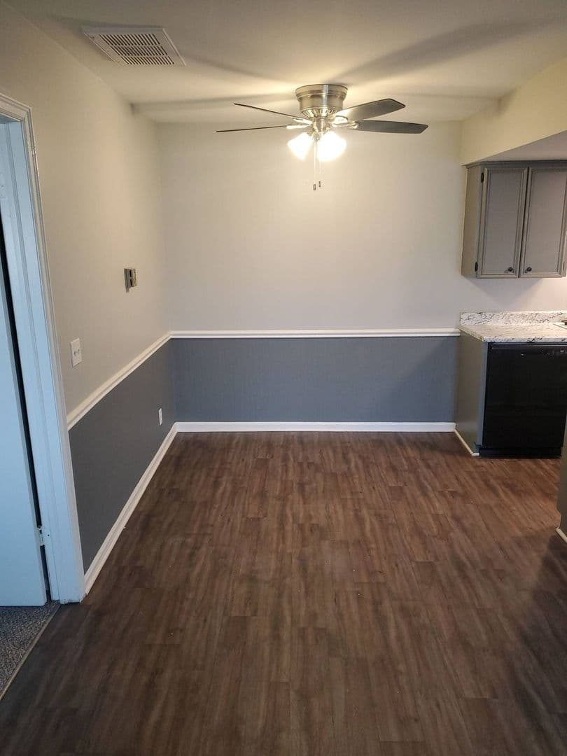 Wichita Apartment: 7826 E. Douglas Ave.