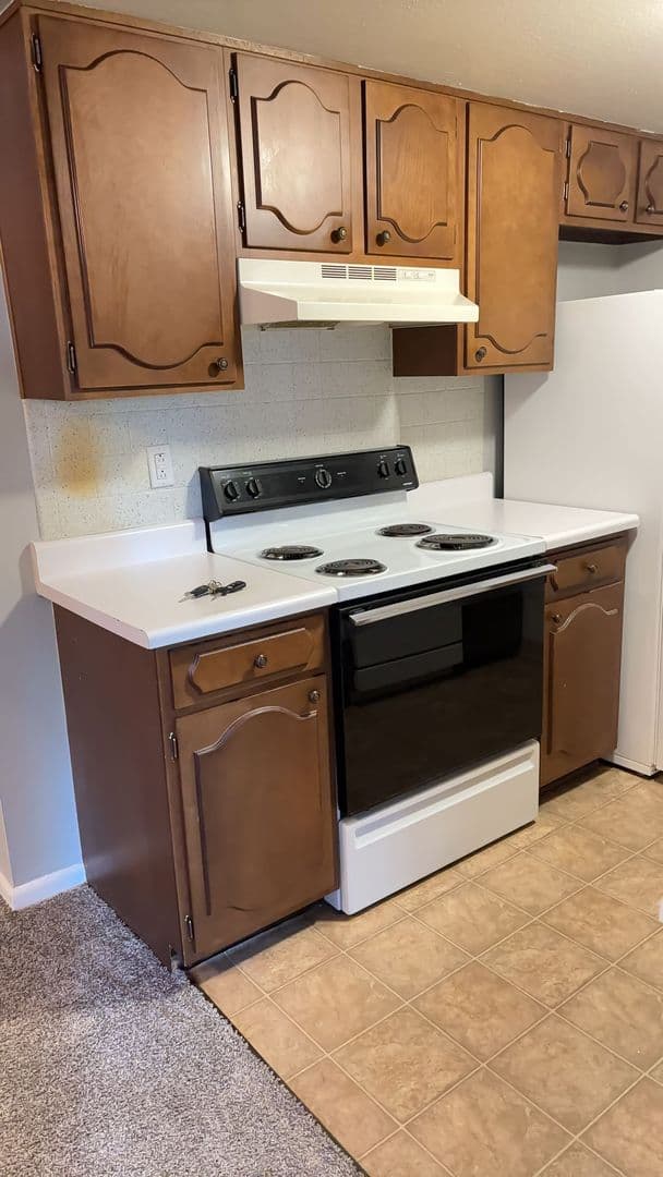 Wichita Apartment: 1440 N. Clarence Ave.