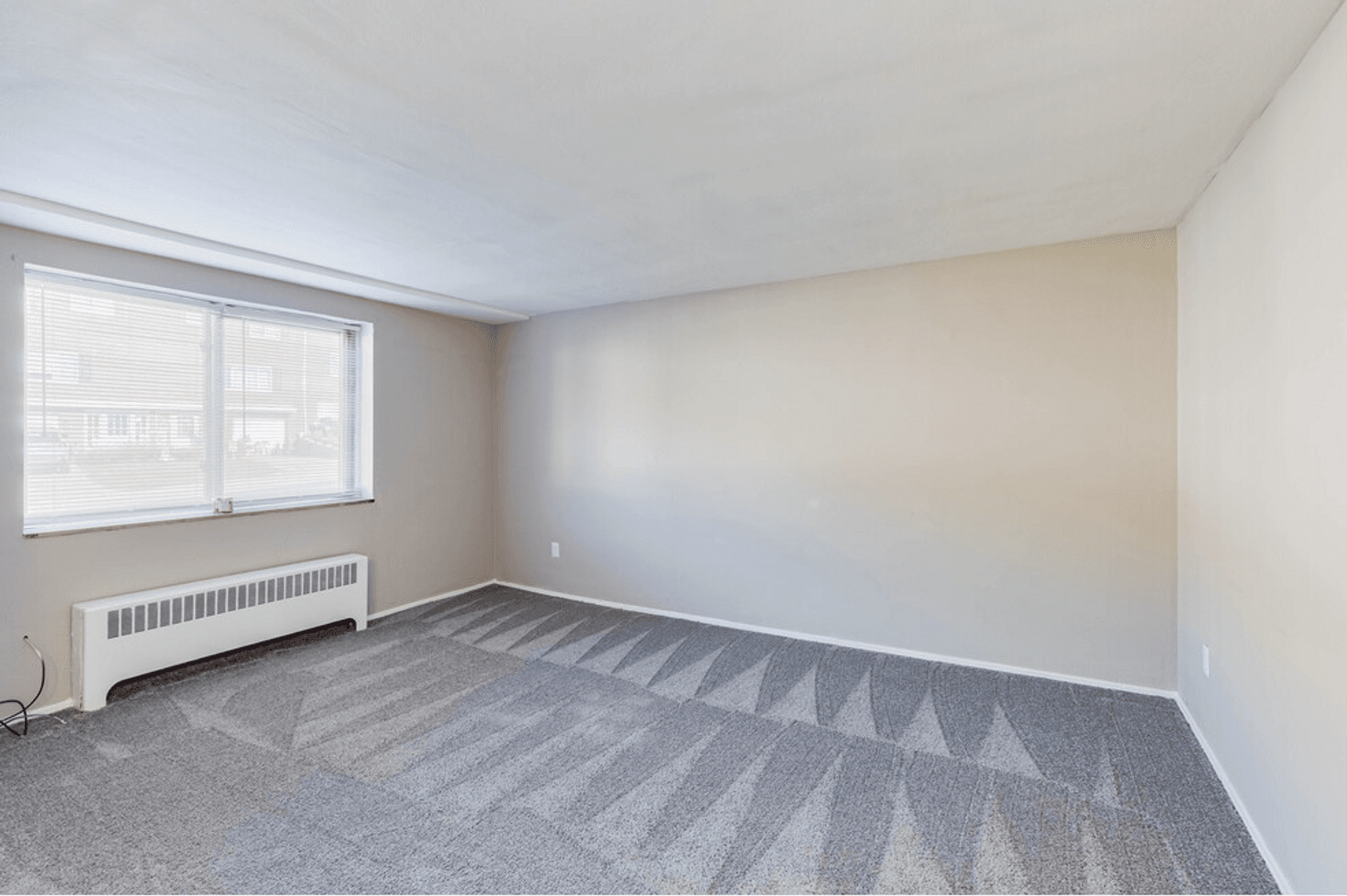 Pittsburgh Apartment: 1526 Parkline Drive