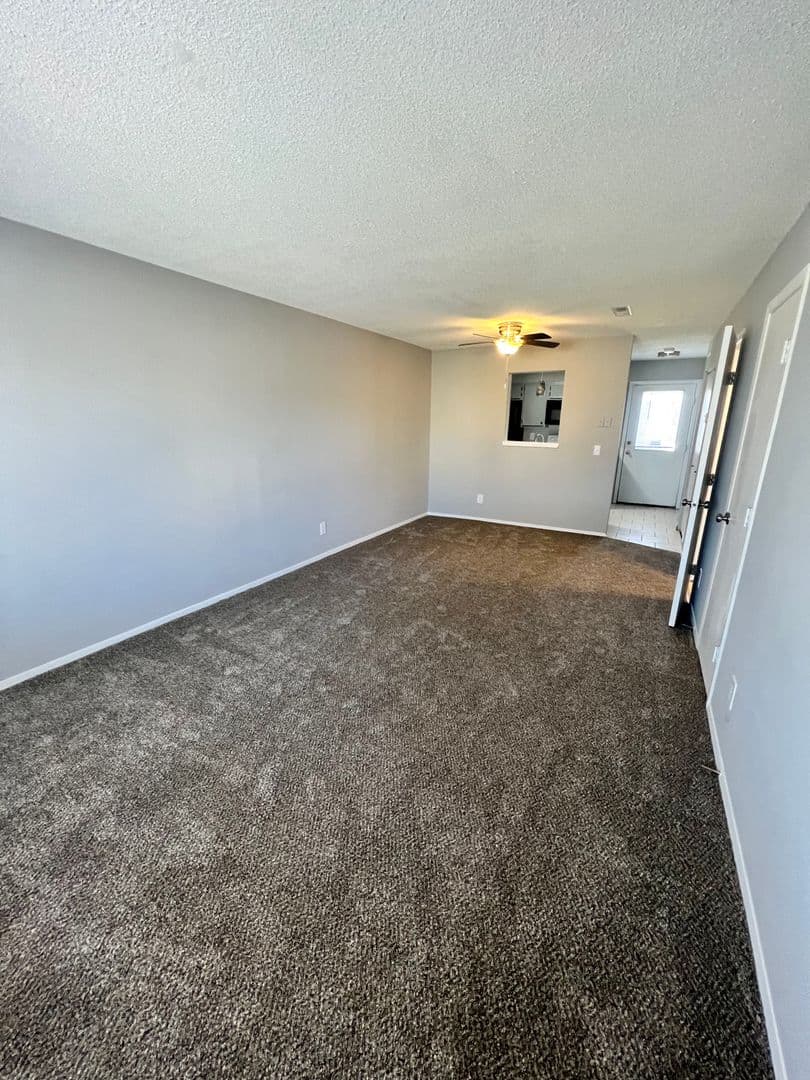 Wichita Apartment: 10010 E. Boston St.