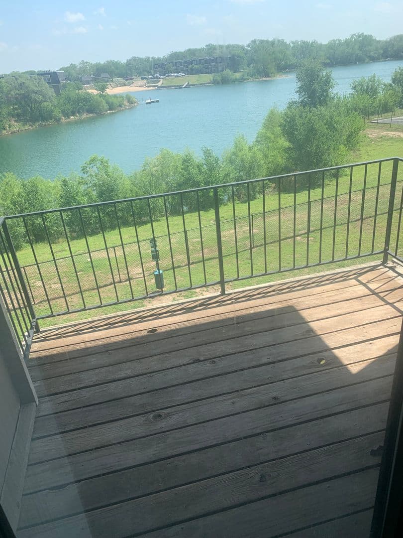 Wichita Apartment: 519 W. 27th St. South