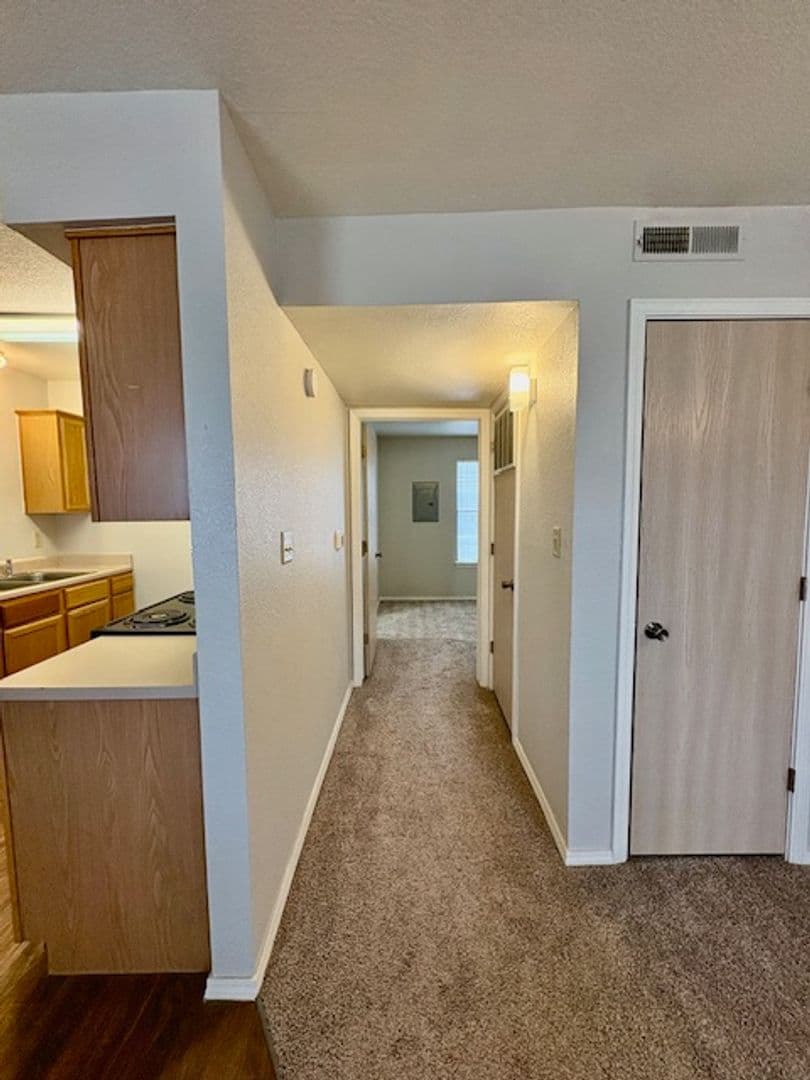 McPherson Apartment: 1715 N Main St