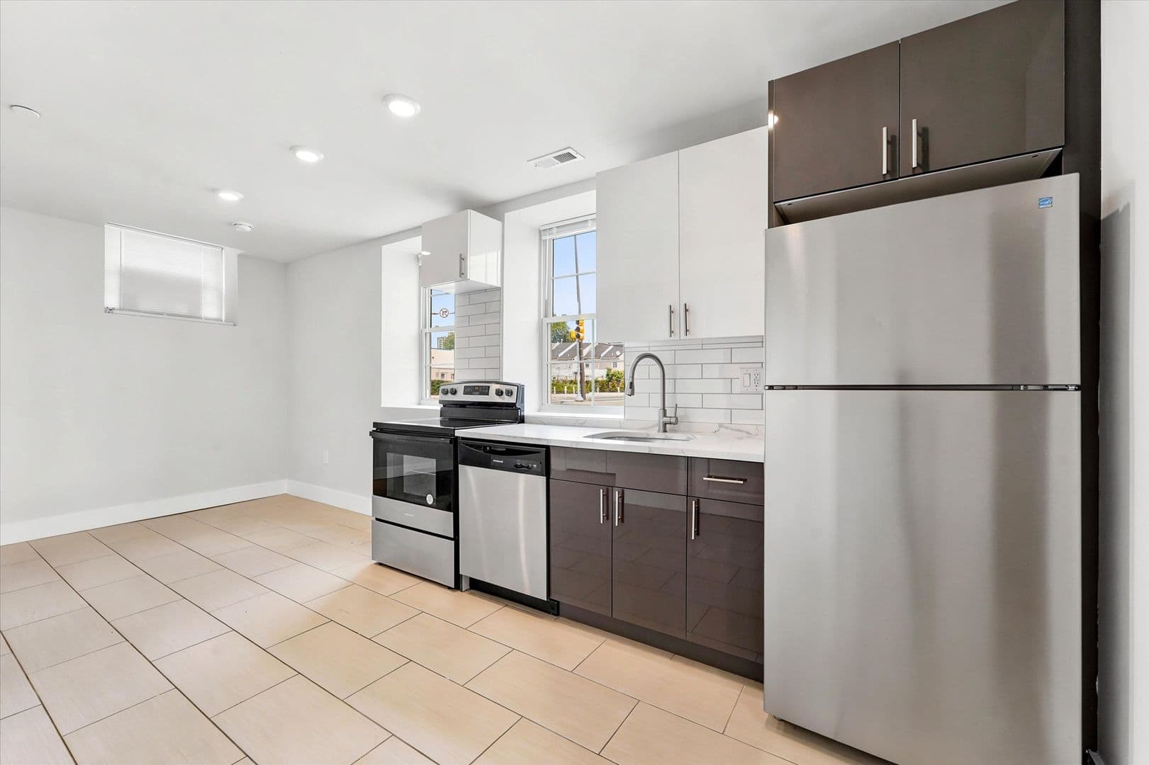Philadelphia Apartment: 4700 Chestnut St