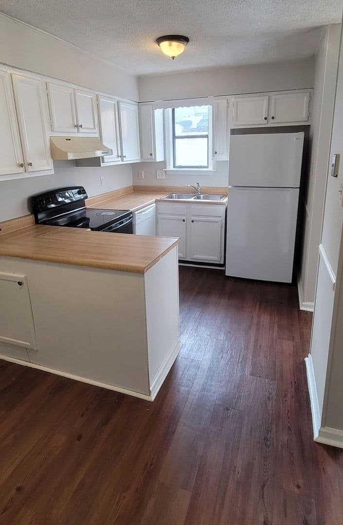Raleigh Townhome: 7237 Sandy Creek Dr