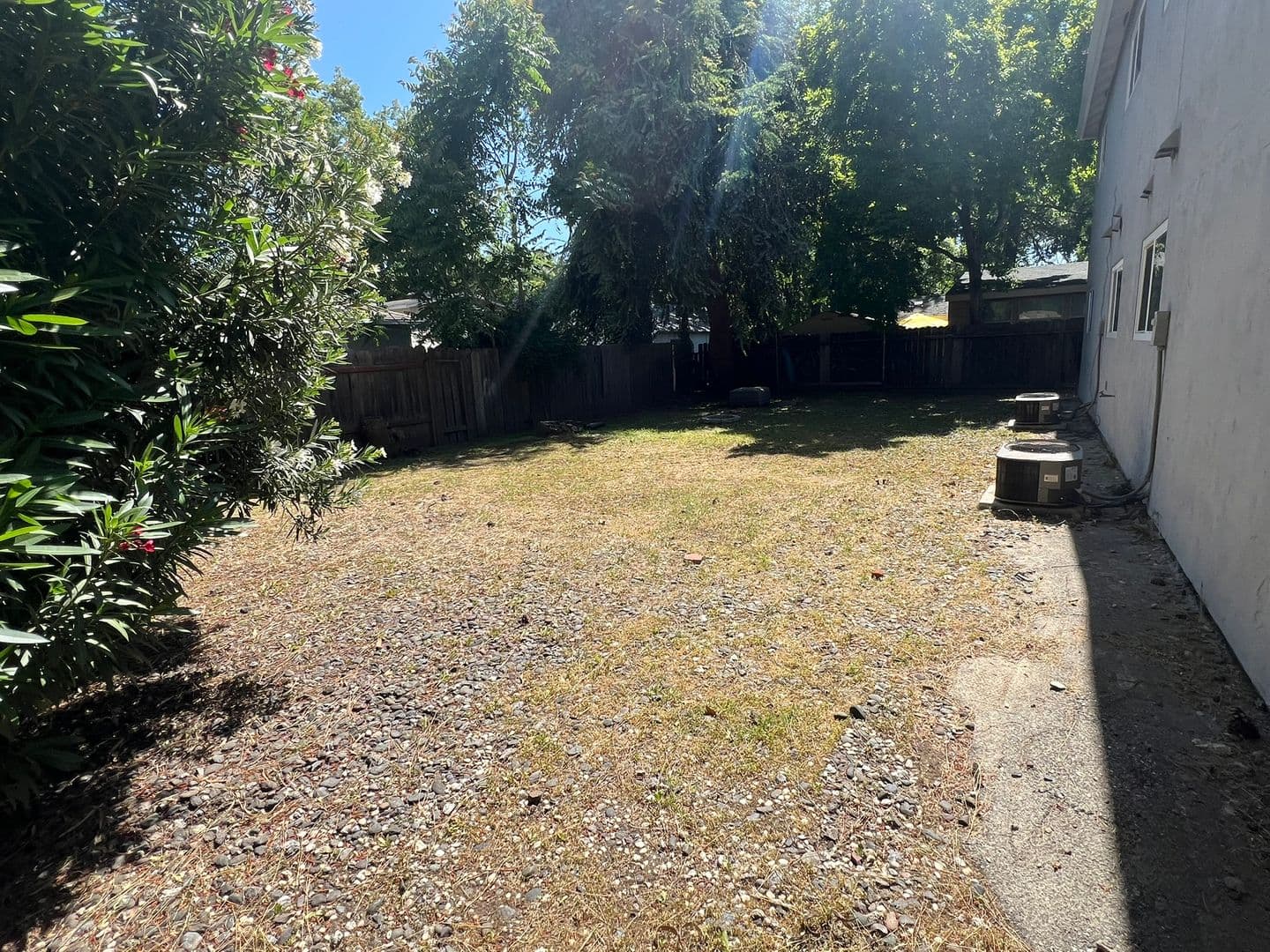 Chico Apartment: 1143 W 1st St