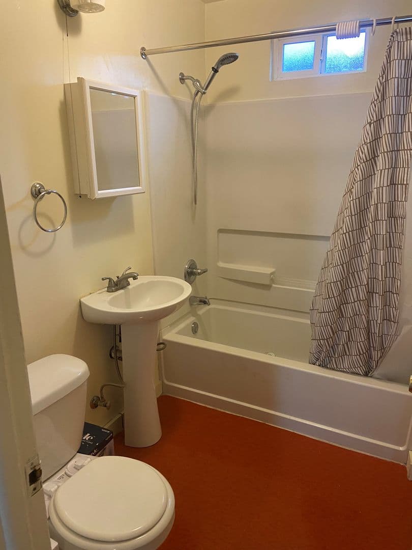 Chico Apartment: 1405 Locust St.