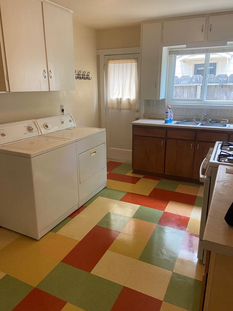 Chico Apartment: 1405 Locust St.