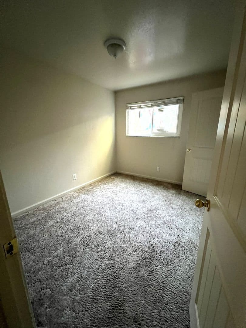 Chico Apartment: 1143 W 1st St