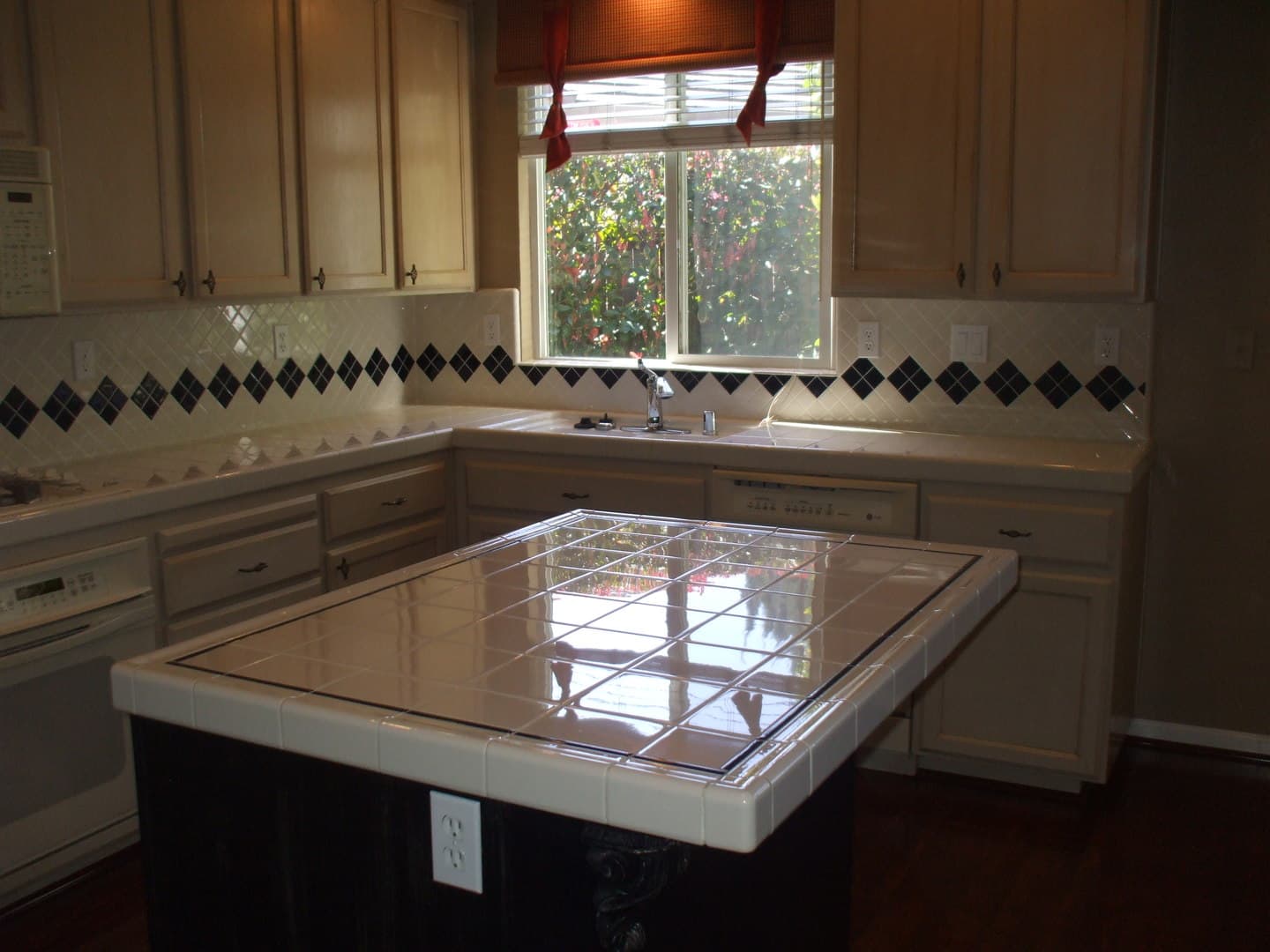 Granite Bay House: 4948 Forest Creek Way