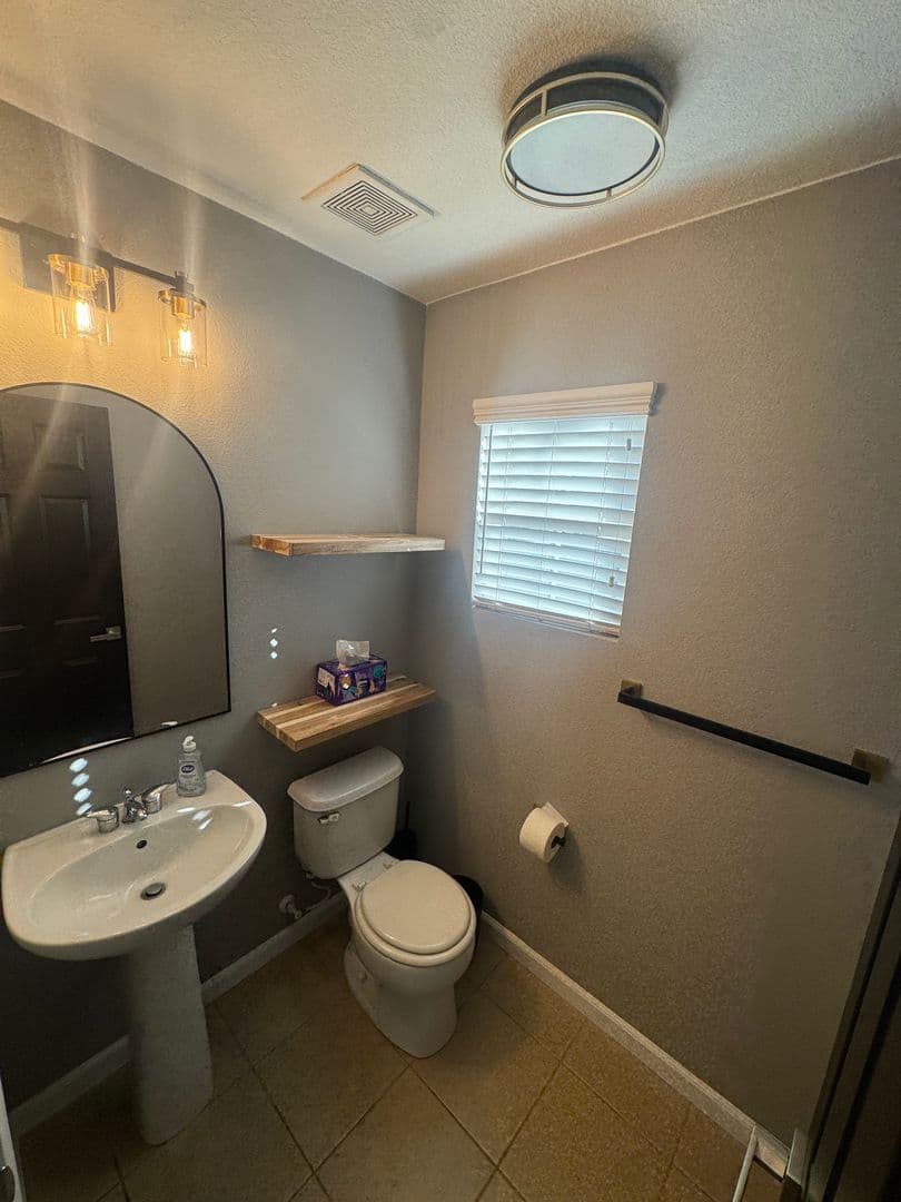 Rocklin House: 5629 Daffodil Circle