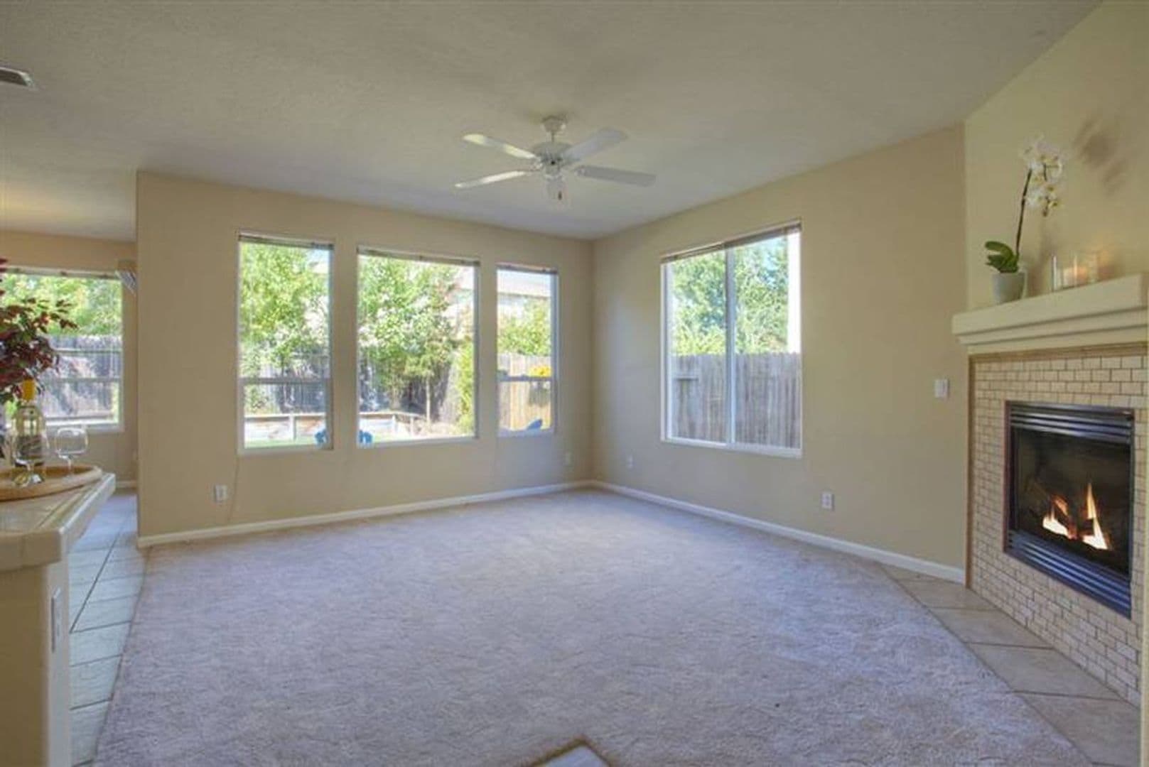 Sacramento House: 2571 Merrivale Way