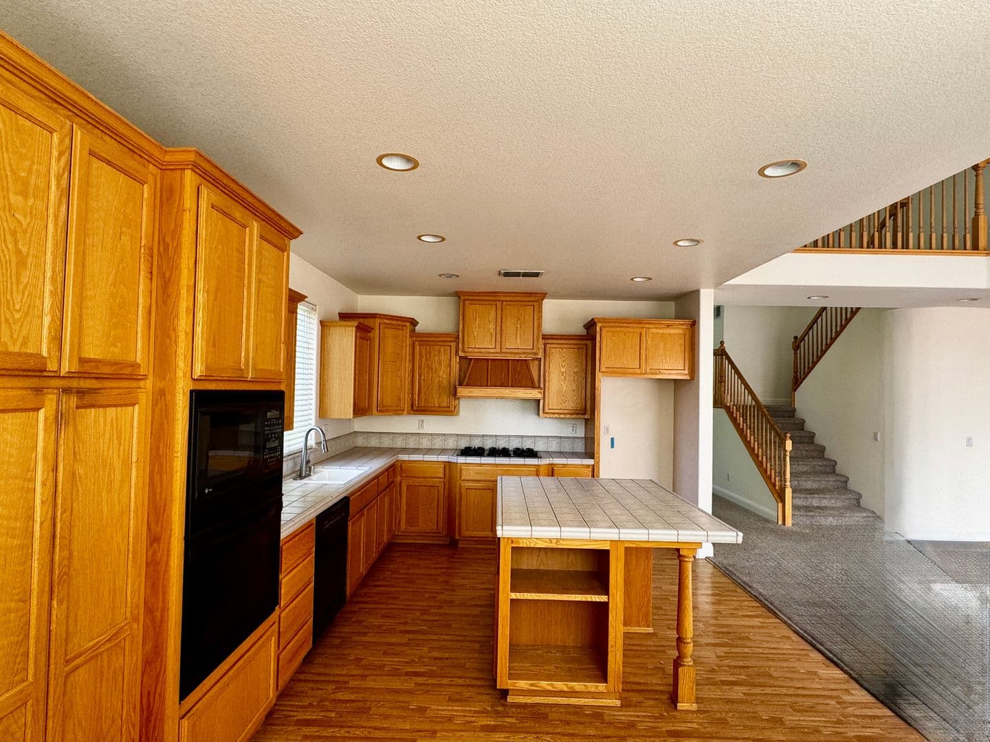 El Dorado Hills House: 1902 Foster Way