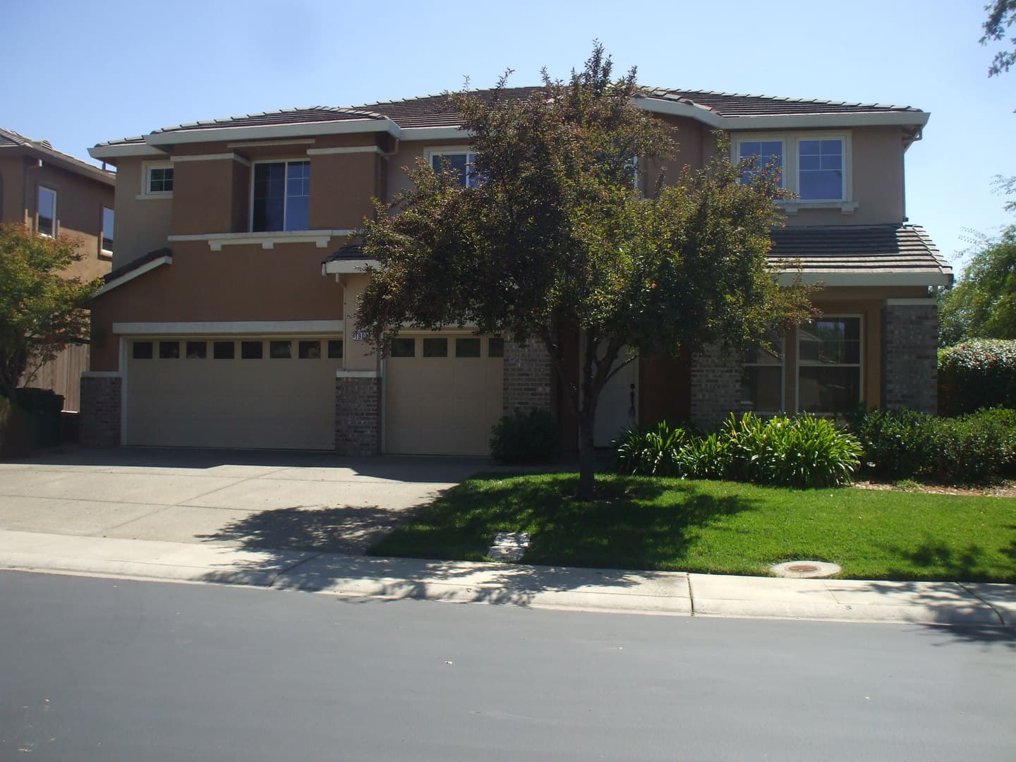 El Dorado Hills House: 1902 Foster Way