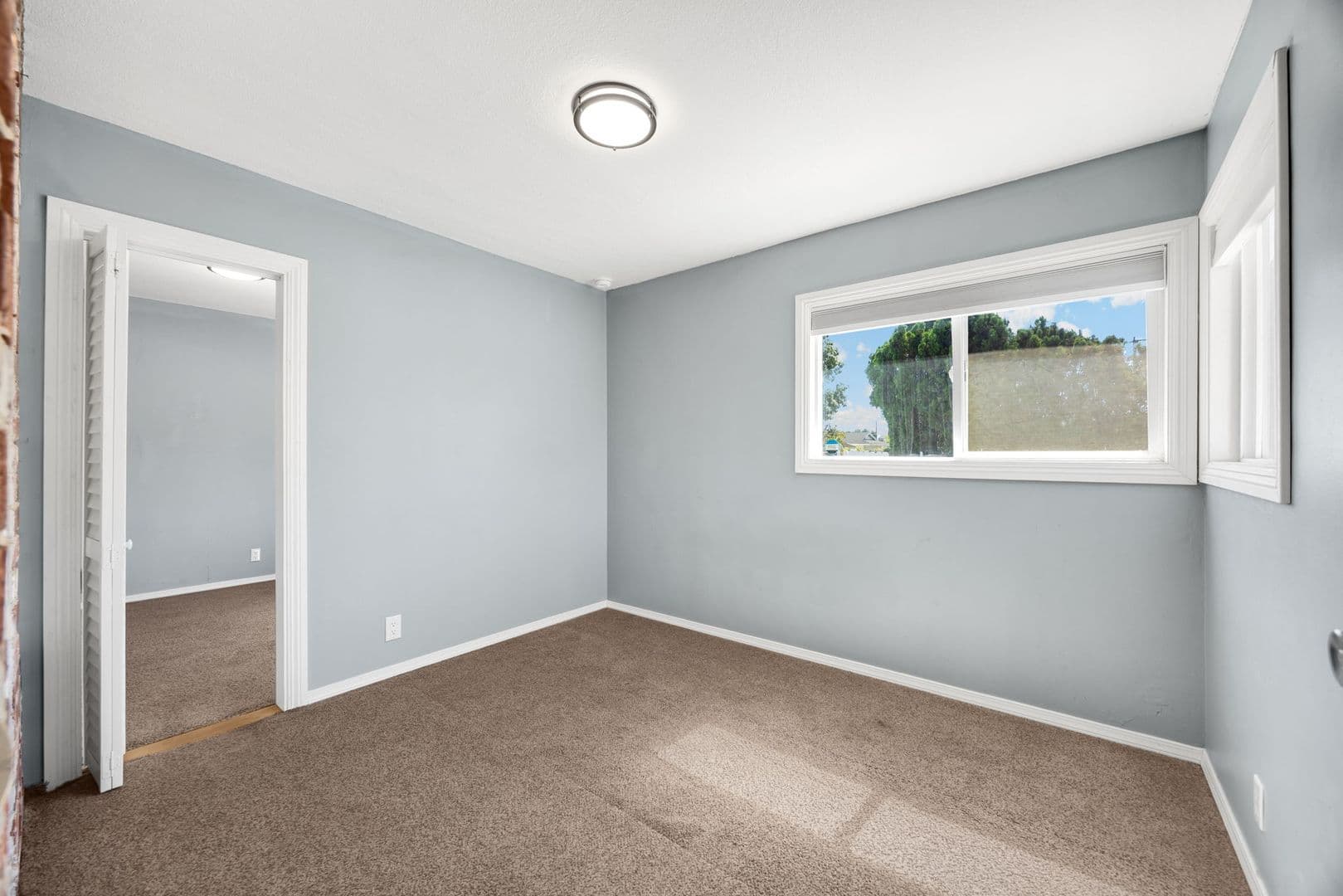 Fullerton House: 1201 West Baker Avenue