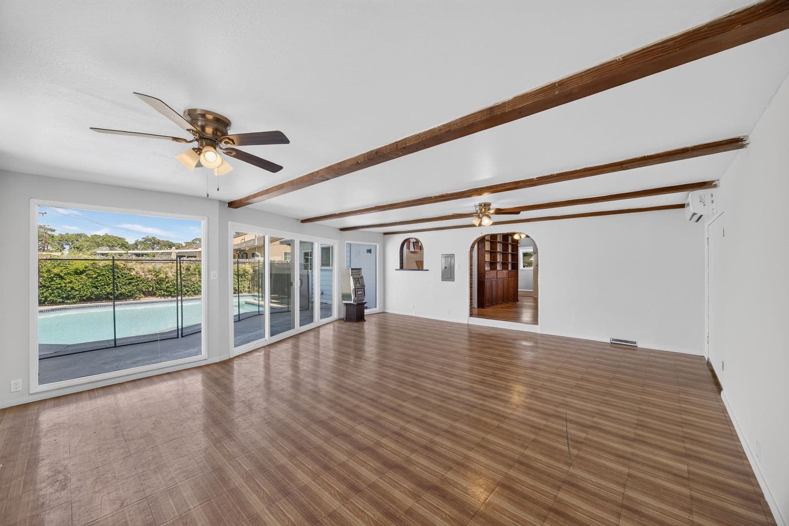 Fullerton House: 1201 West Baker Avenue
