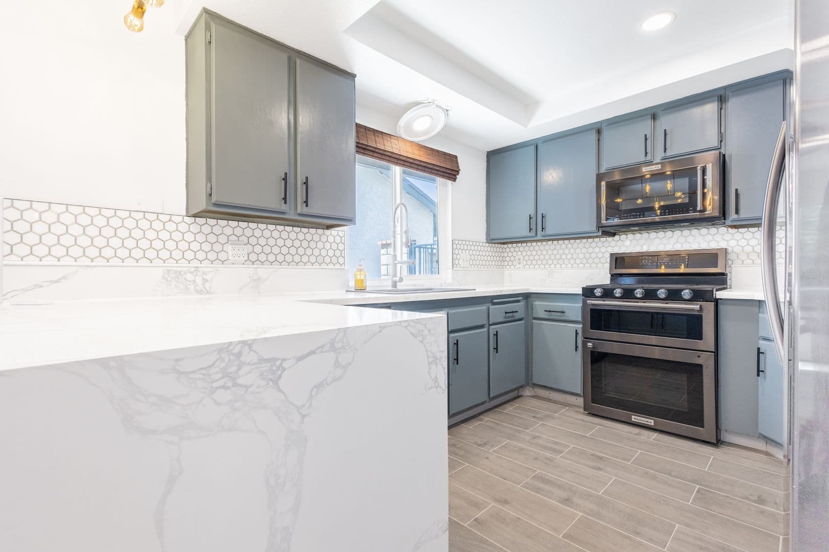 Ontario House: 640 E Banyan St