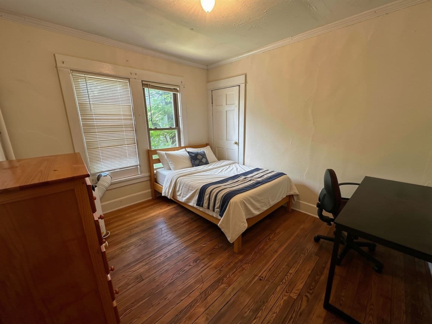 Ithaca Apartment: 708 E Seneca St