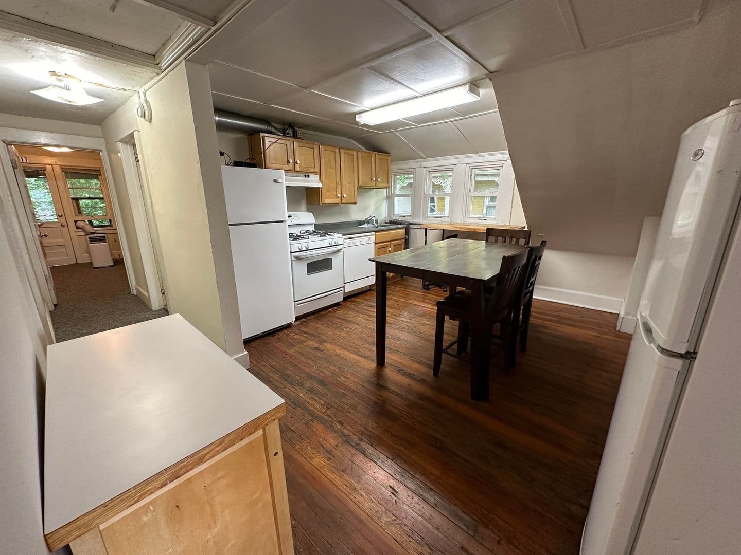 Ithaca Apartment: 708 E Seneca St