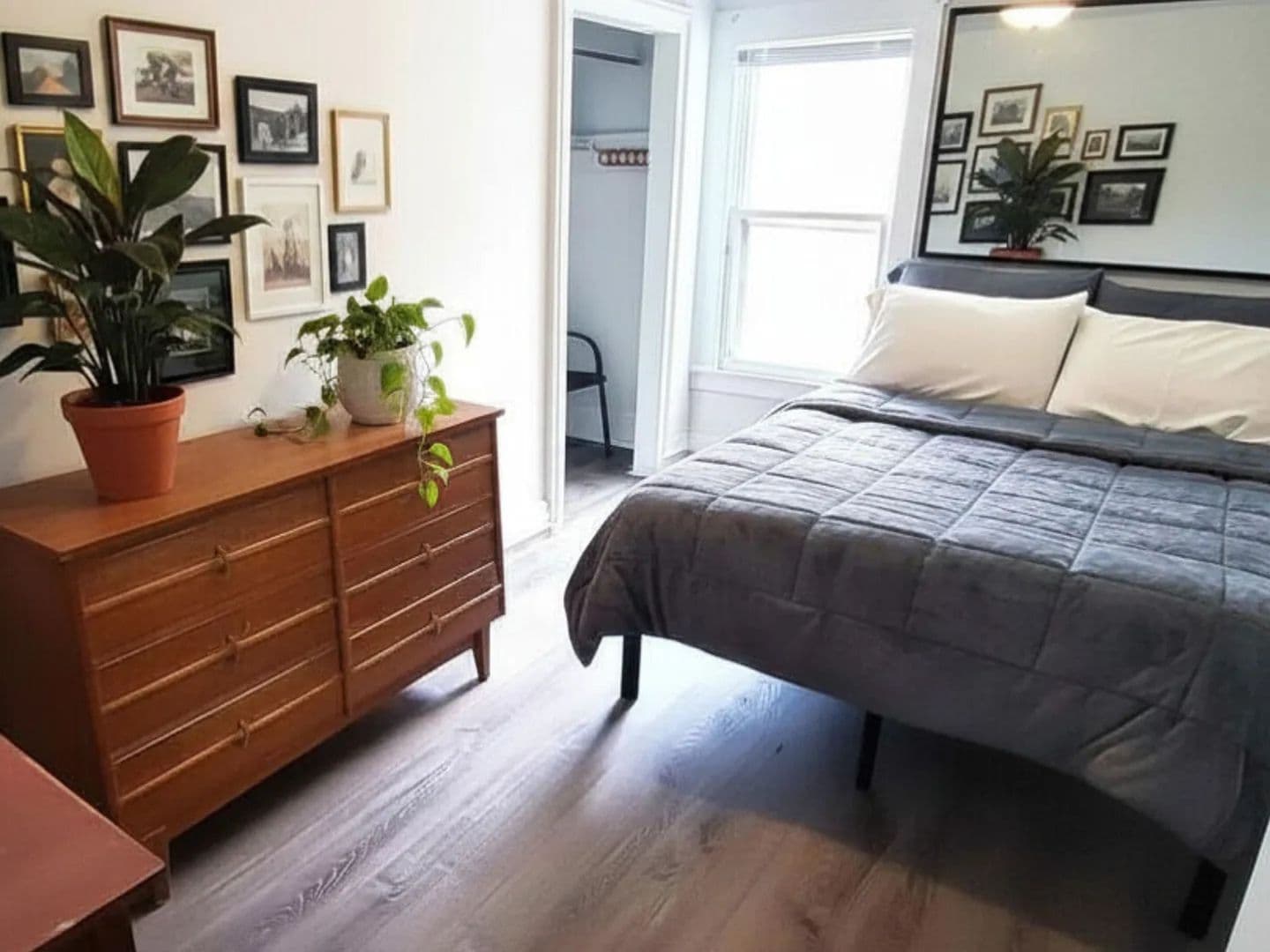 Ithaca Apartment: 112 Hudson Street