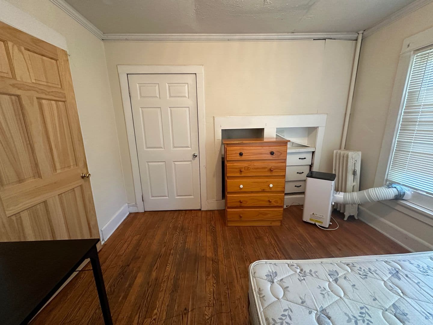 Ithaca Apartment: 708 E Seneca St