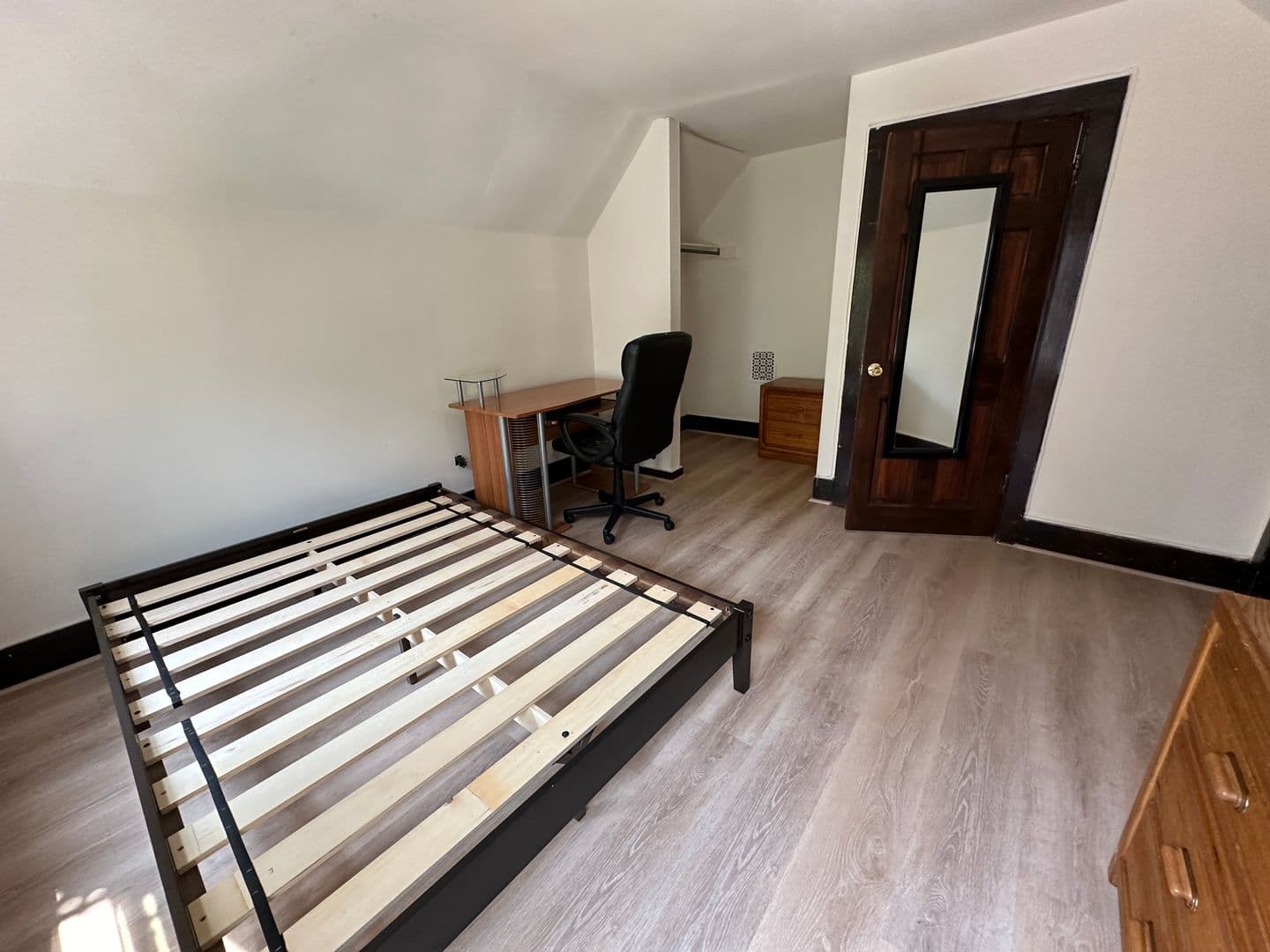 Ithaca Apartment: 306 Eddy Street