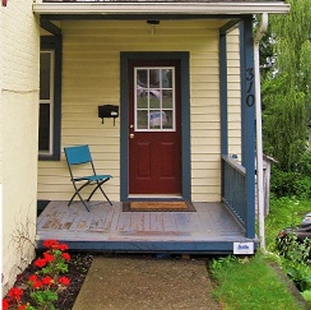 Ithaca Apartment: 310-312 S Aurora Street