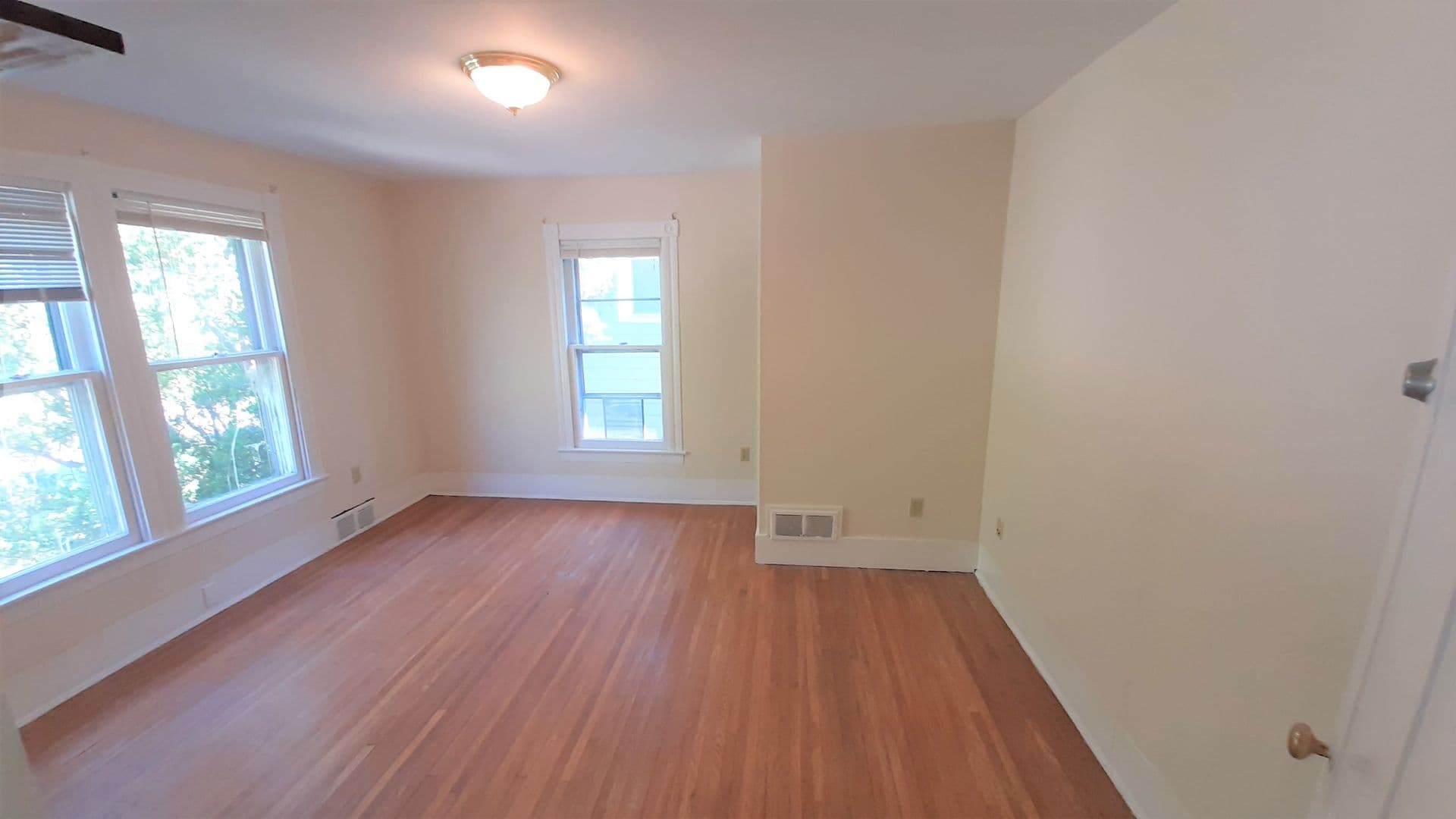 Ithaca Apartment: 410 S Aurora Street