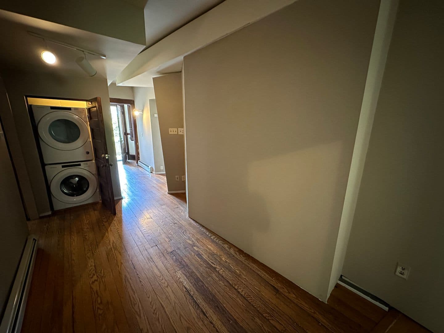 Ithaca Apartment: 119 Stewart Ave