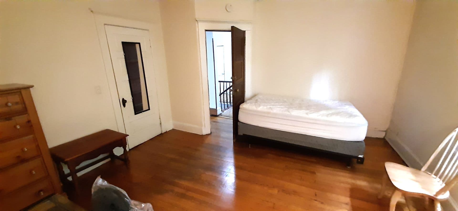 Ithaca Apartment: 117 Hudson Street