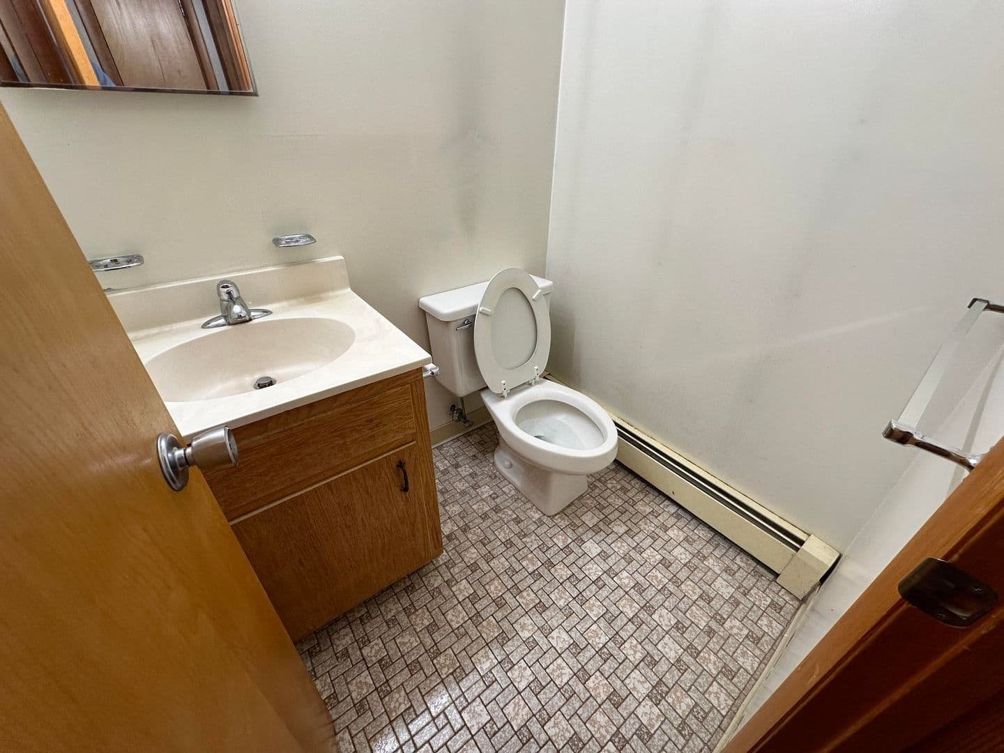 Ithaca Apartment: 211 Linden Avenue