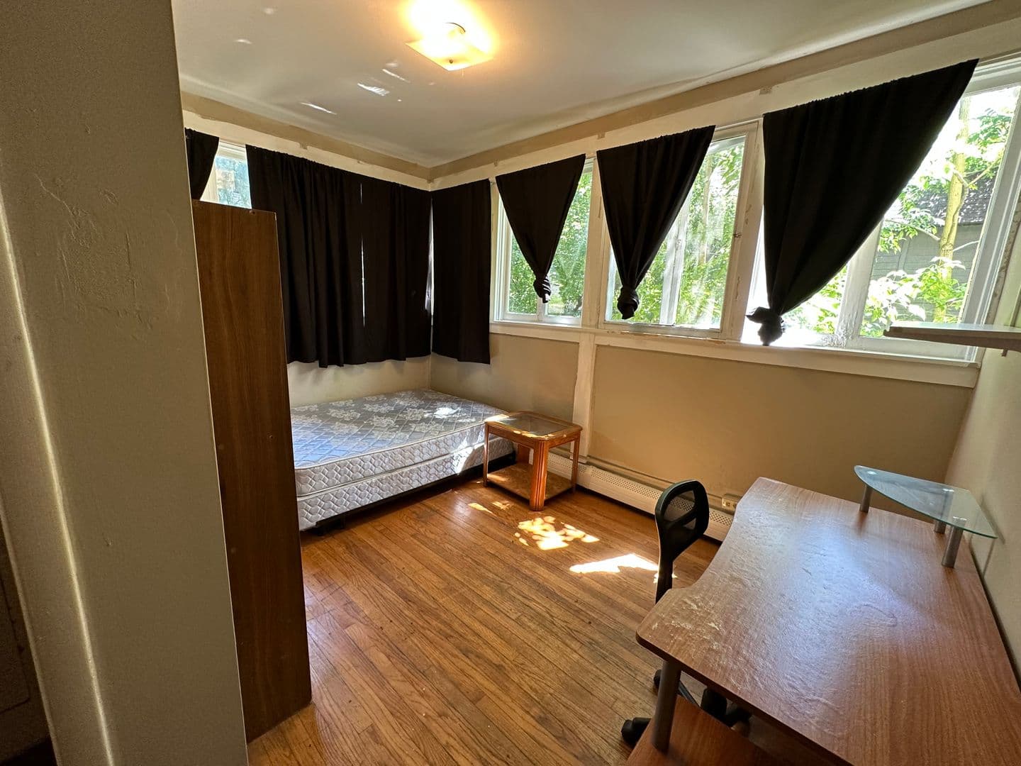 Ithaca Apartment: 119 Stewart Ave