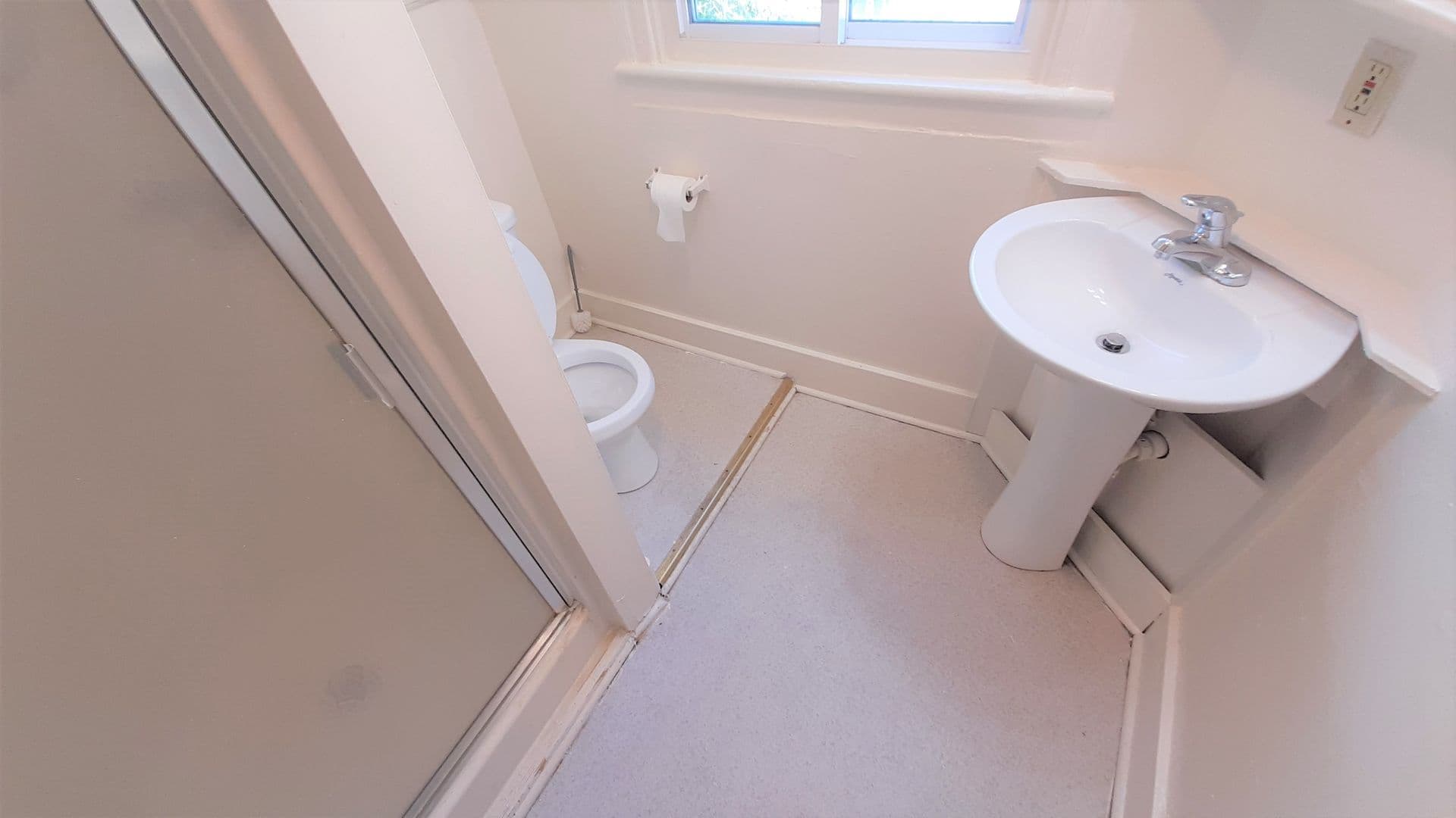 Ithaca Apartment: 410 S Aurora Street