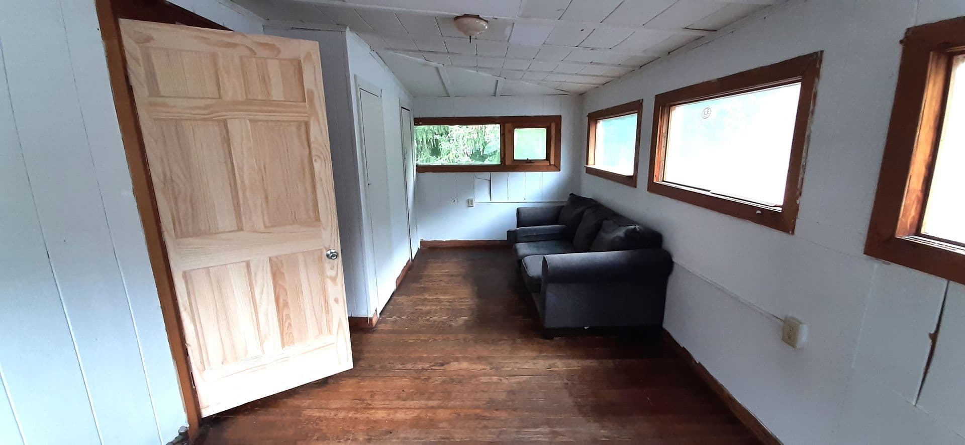 Ithaca Apartment: 117 Hudson Street