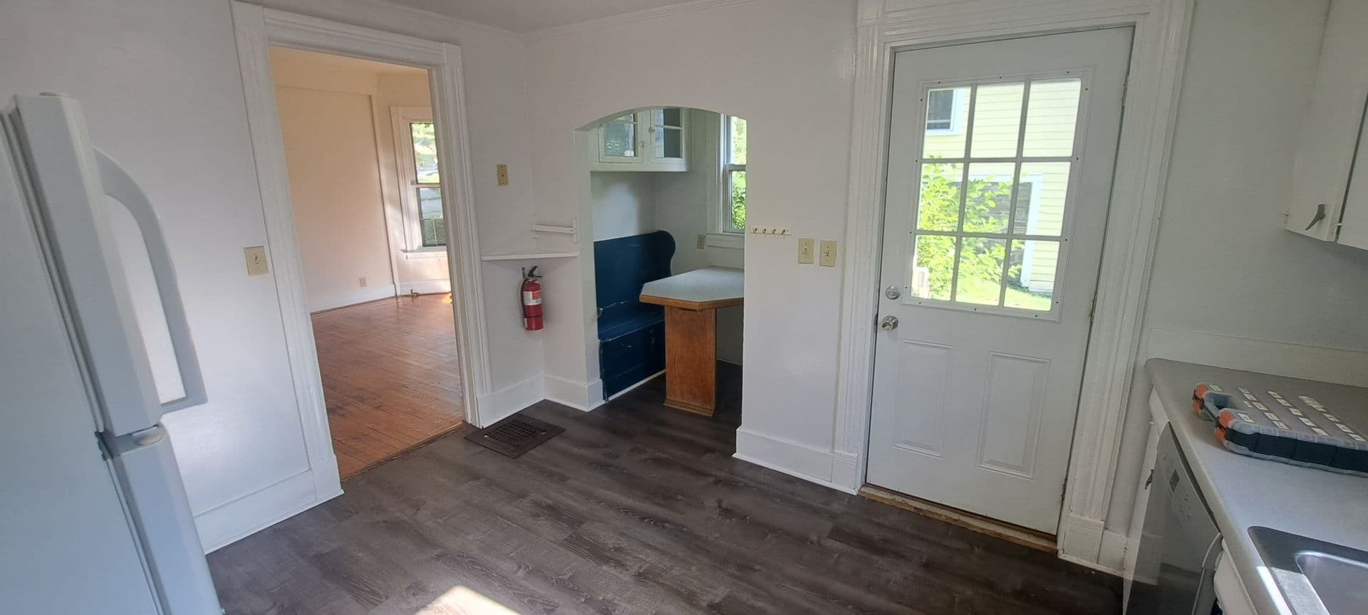 Ithaca Apartment: 502 S Aurora Street