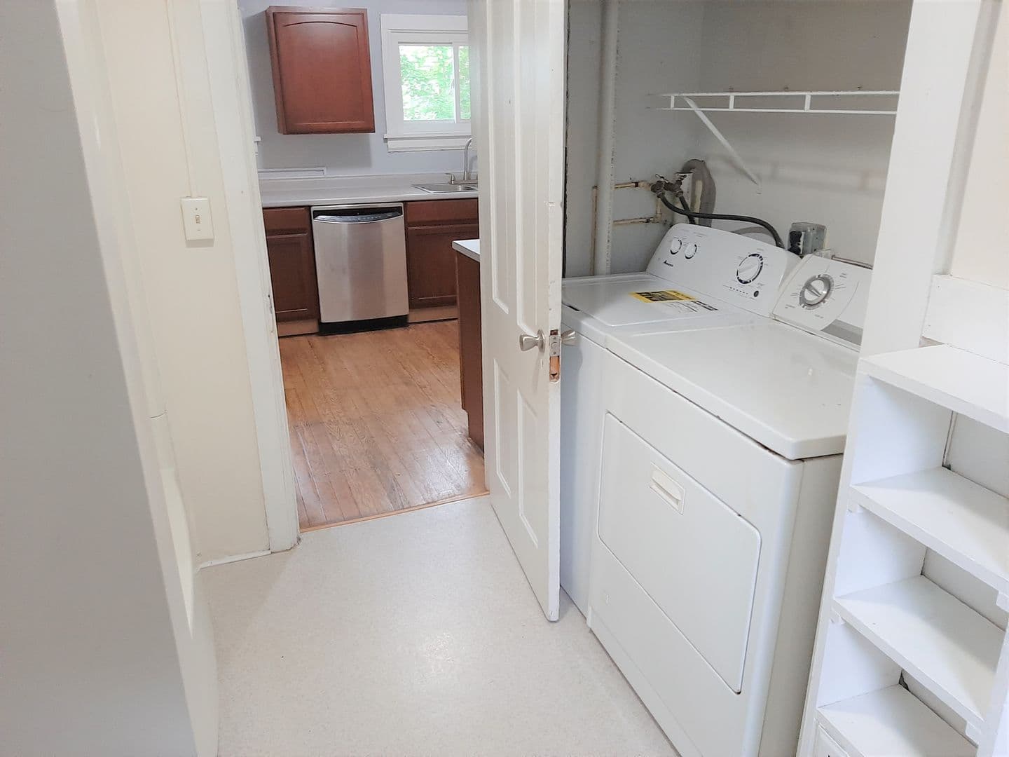 Ithaca Apartment: 123 Columbia Street