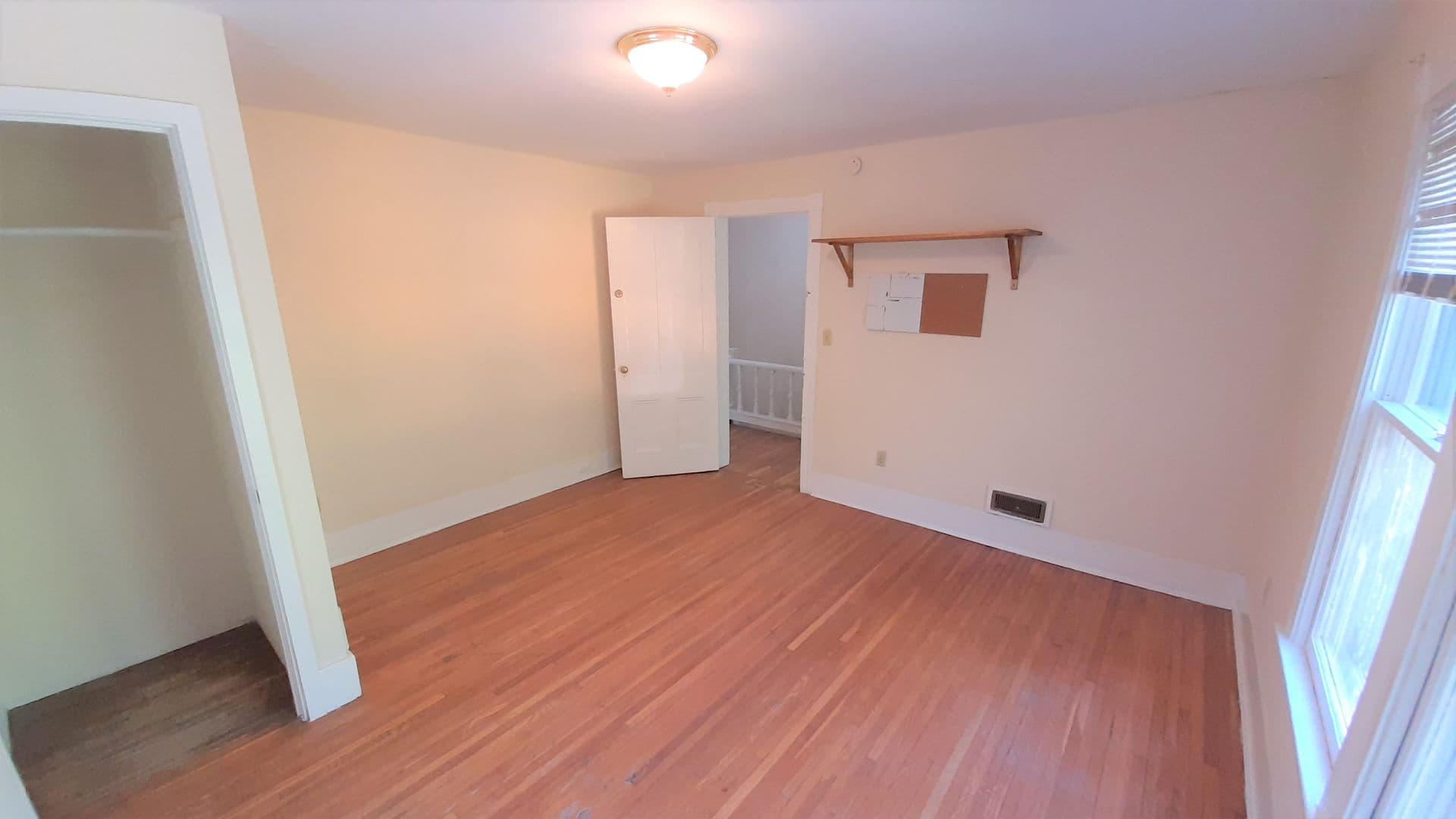 Ithaca Apartment: 410 S Aurora Street