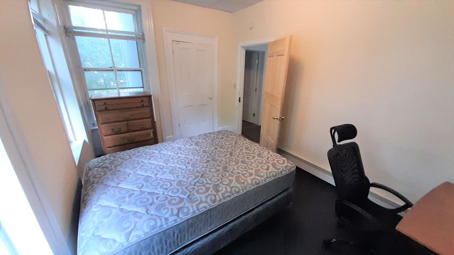 Ithaca Apartment: 105 Hudson Street