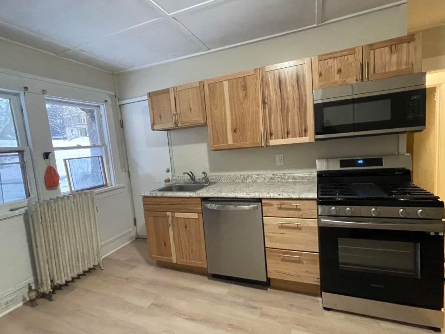Ithaca Apartment: 708 E Seneca St