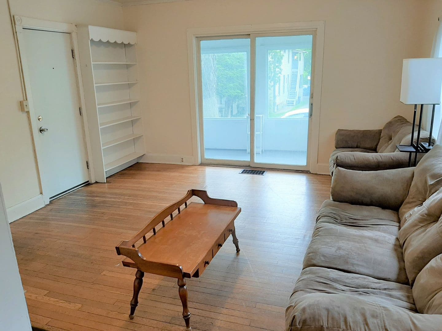 Ithaca Apartment: 123 Columbia Street