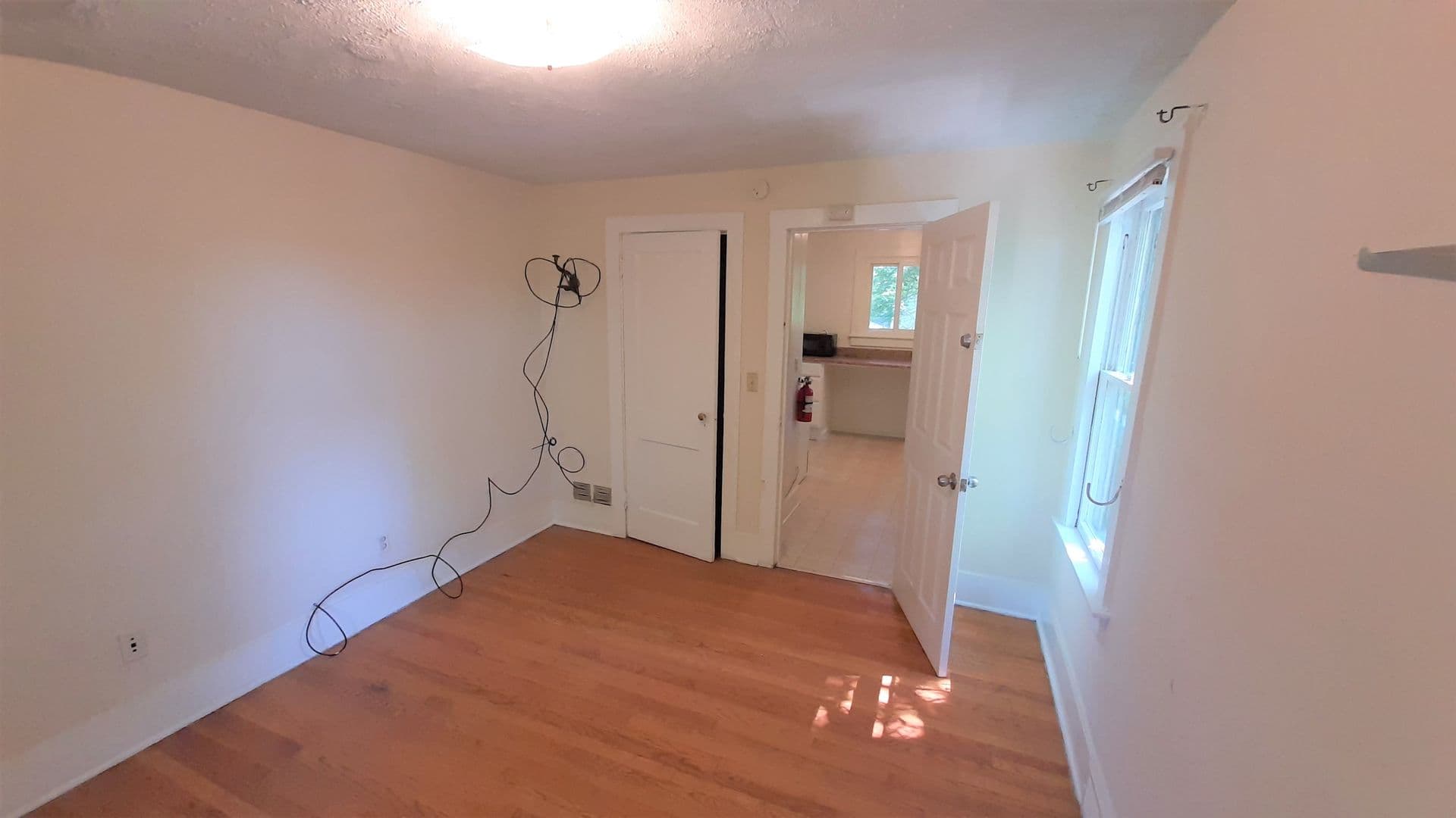 Ithaca Apartment: 410 S Aurora Street