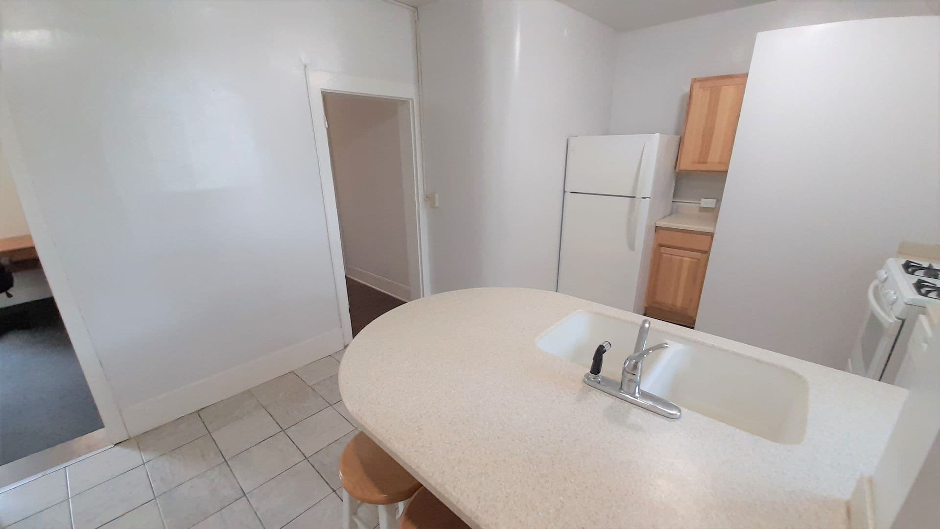 Ithaca Apartment: 105 Hudson Street
